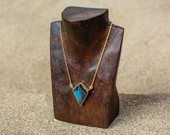 Gold labradorite necklace, gold plated necklace, 24k gold plated, labradorite necklace, labradorite pendant, labradorite jewelry, gold gift