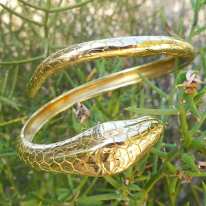 Slangenarmband, gouden slang, koperen armband, sterling messing, slangensieraden, cobra, boho, chic, elegant, gouden armband, gouden sieraden