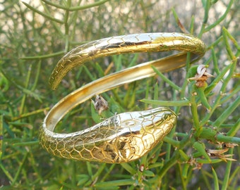 Snake bracelet, golden snake, brass bracelet, sterling brass, snake jewelry, cobra, boho, chic, elegant, golden bracelet, golden jewelry