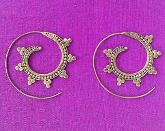 Earring for woman, brass earring, brass earrings, spiral earring, bohemian earring, golden earring, brass, brass jewelry, golden jewelry