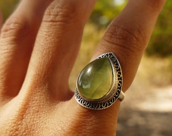 Prehnite ring, sterling silver ring, silver ring with prehnite, prehnite gem, prehnite jewelry, silver ring with gem, green gemstone, gift