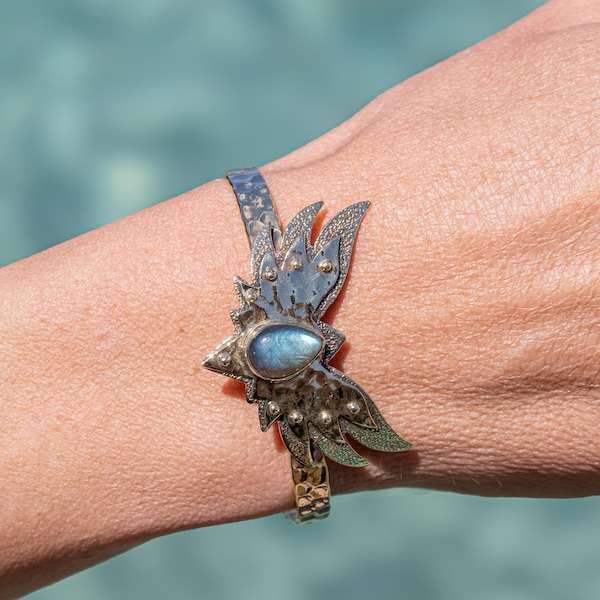 Phoenix wrist bracelet, Phoenix golden bracelet, Phoenix jewelry, Phoenix bracelet with labradorite, labradorite bracelet, eagle bracelet