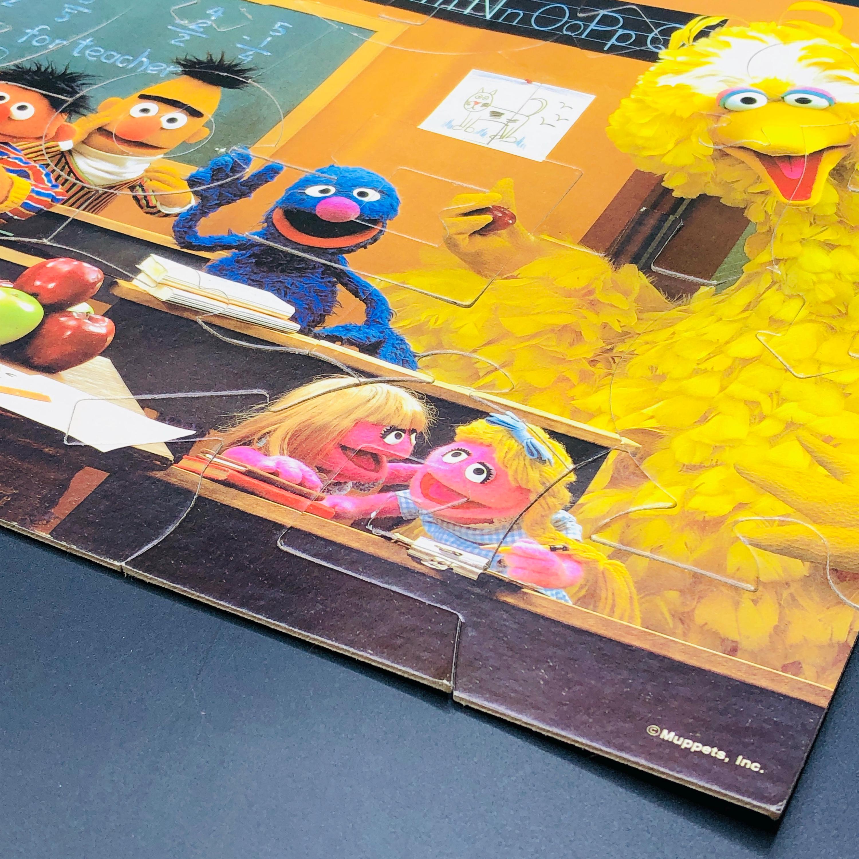 Vintage 80s SESAME STREET Classroom Jigsaw Puzzle: 24 Piece Large Weird ...