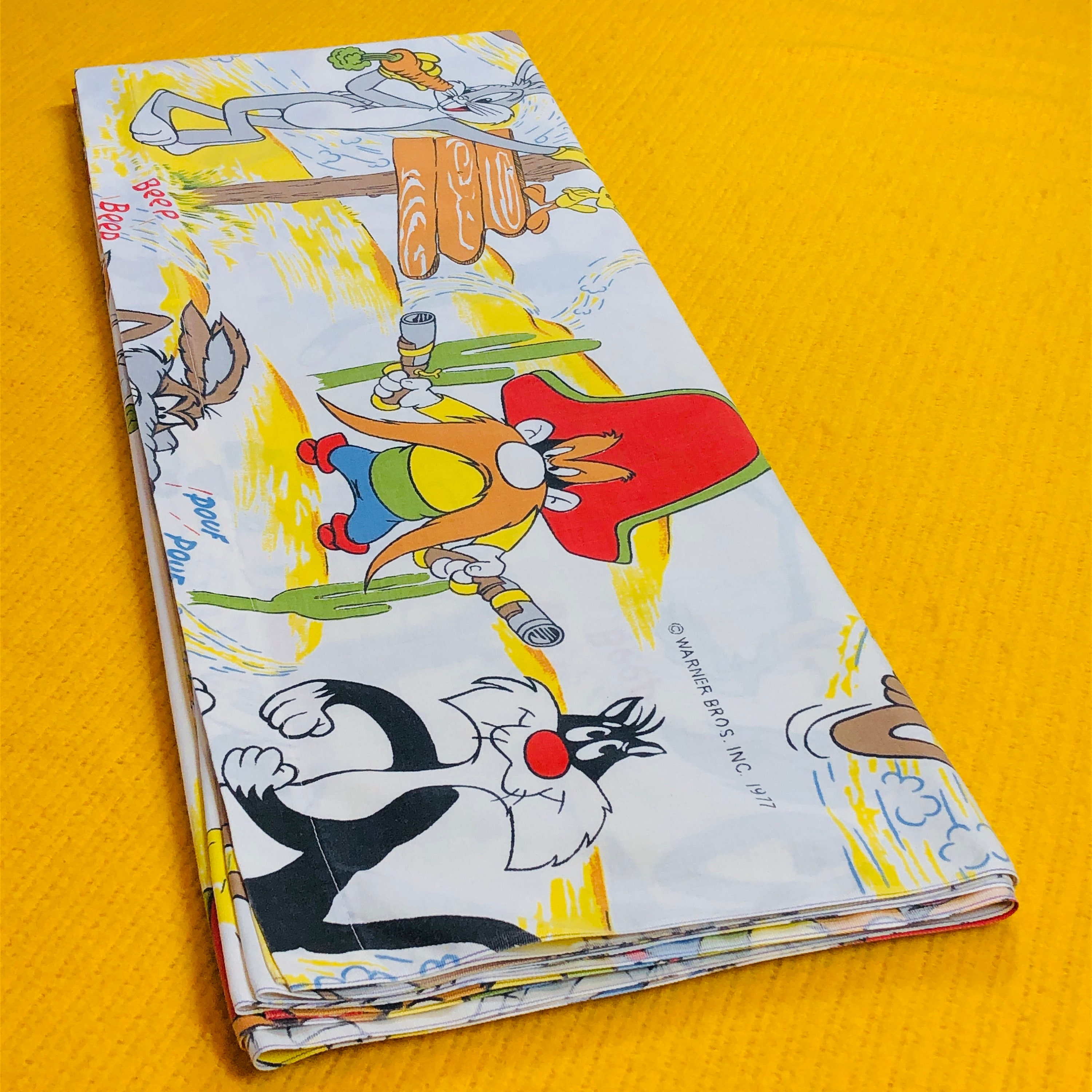 Vintage 1977 Looney Tunes TWIN Flat Top Bedsheet: Retro Genx