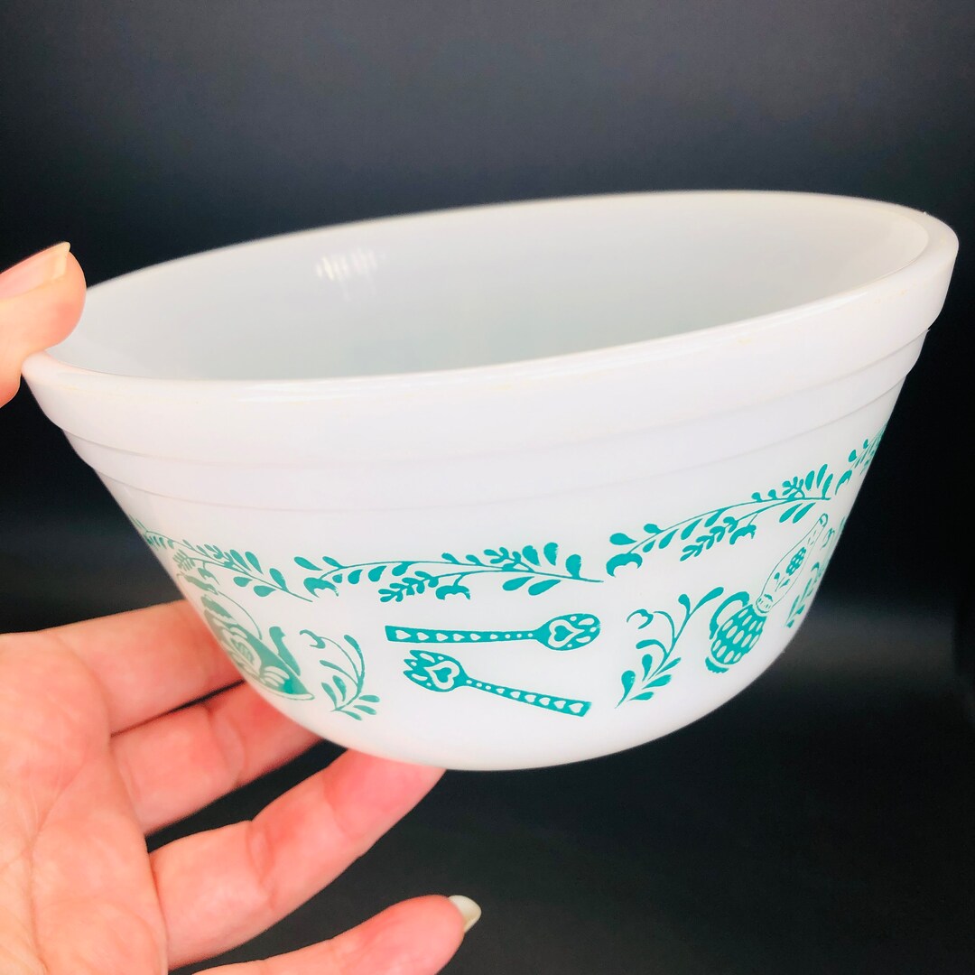 Vintage Federal Glass Small Mixing Bowl: Teal Kitchen Aid Pattern ... - Scandinavian Kitchen Aid