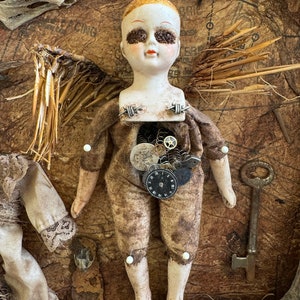 Collecta Morte. An assemblage featuring:vintage porcelain doll,driftwood,found objects,wasp's nest,preserved bee cicada found animal bones. image 4