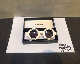 Chanel vintage round sunglasses - black & white - Chanel Paris logo