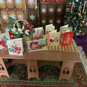 Miniature dollhouse Retro Red Christmas Card set of 8+ 4 envelopes