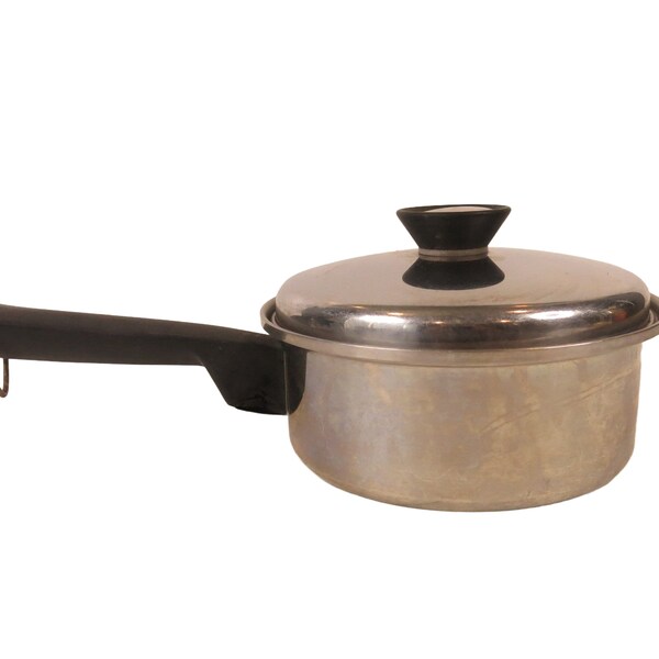 Duncan Hines 1.5 qt saucepan, 18-8 Stainless steel