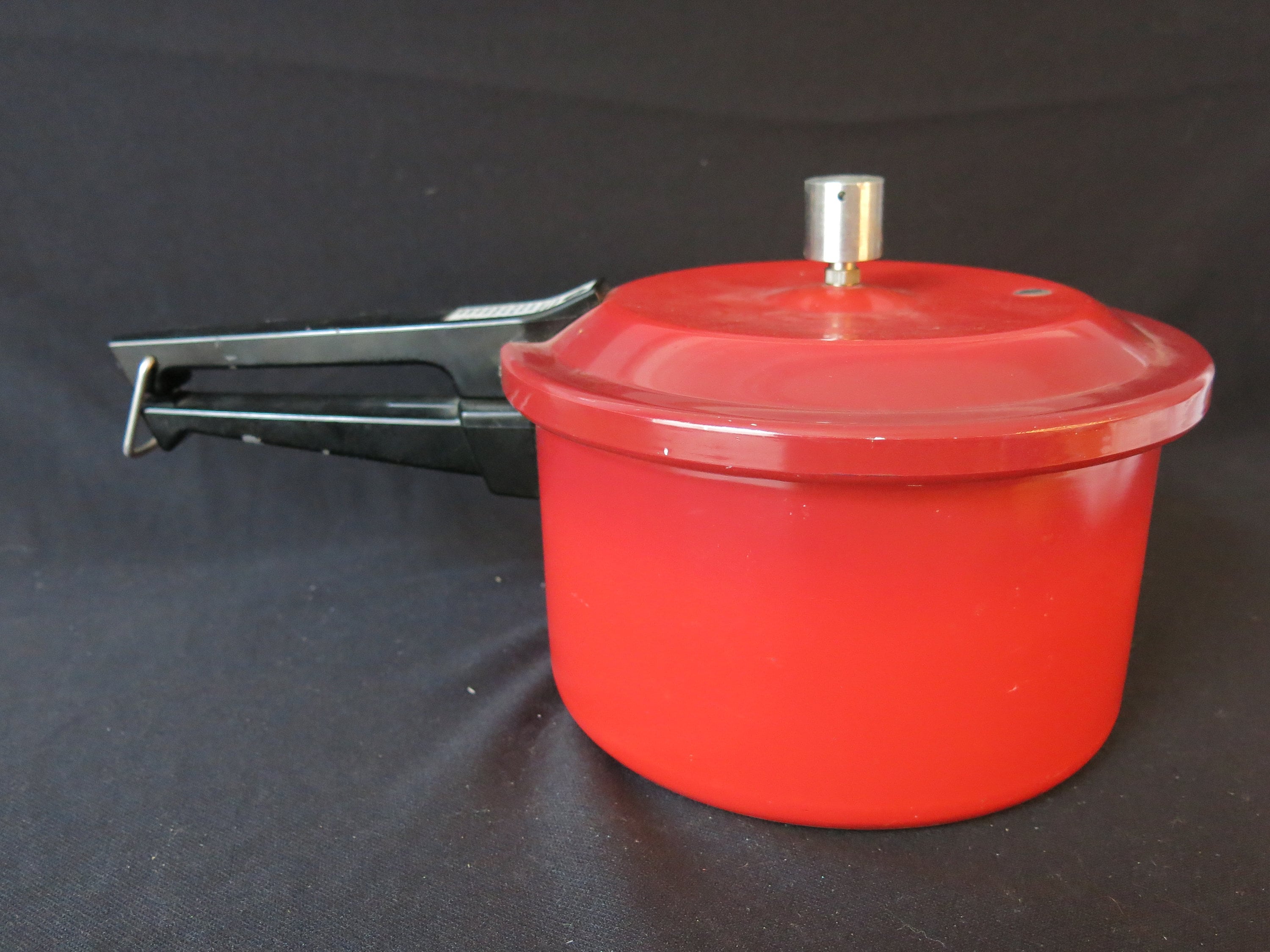 Red Mirro M040439 Pressure Cooker With Tray and Jiggler Etsy