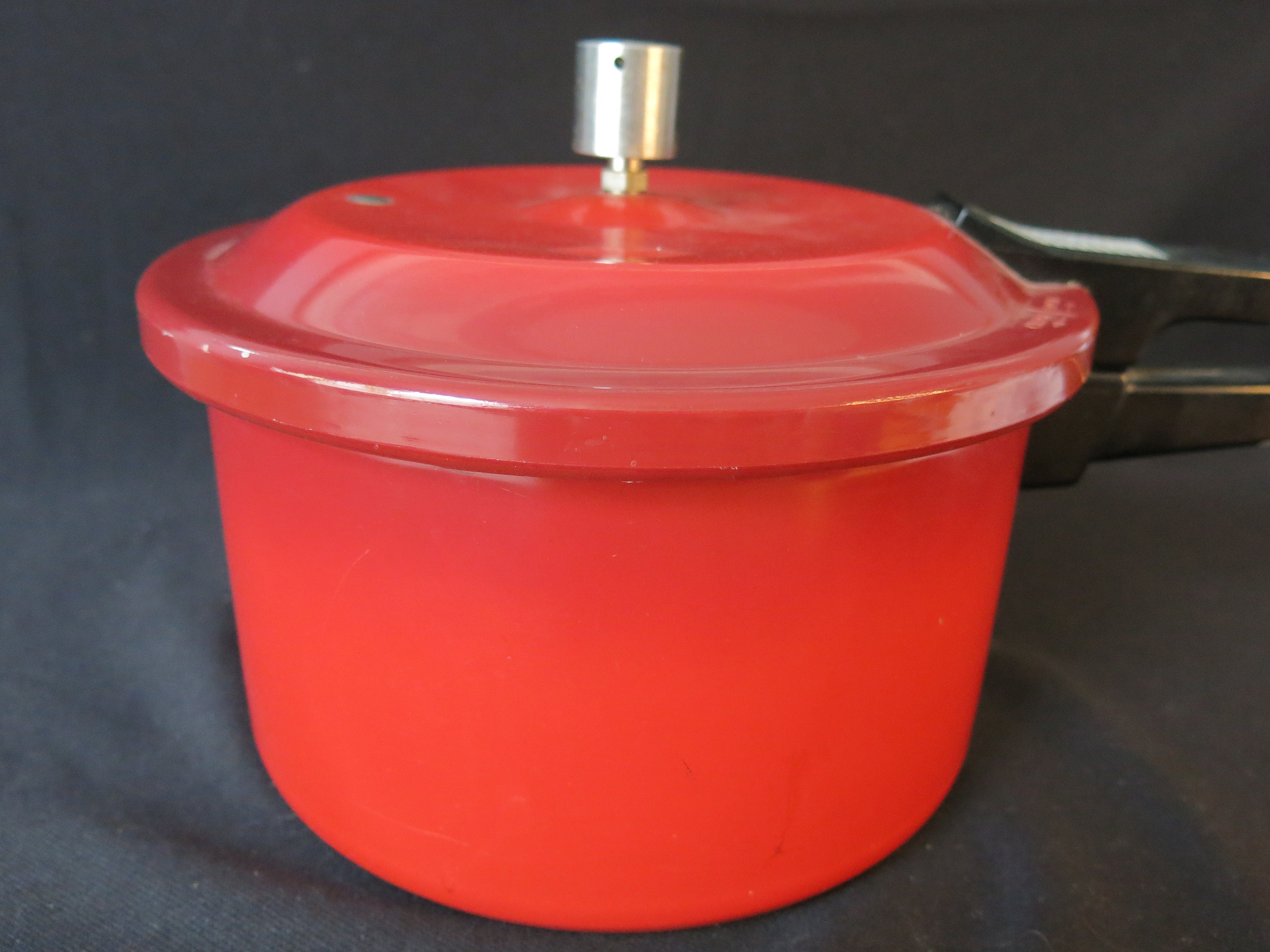 Red Mirro M040439 Pressure Cooker With Tray and Jiggler Etsy