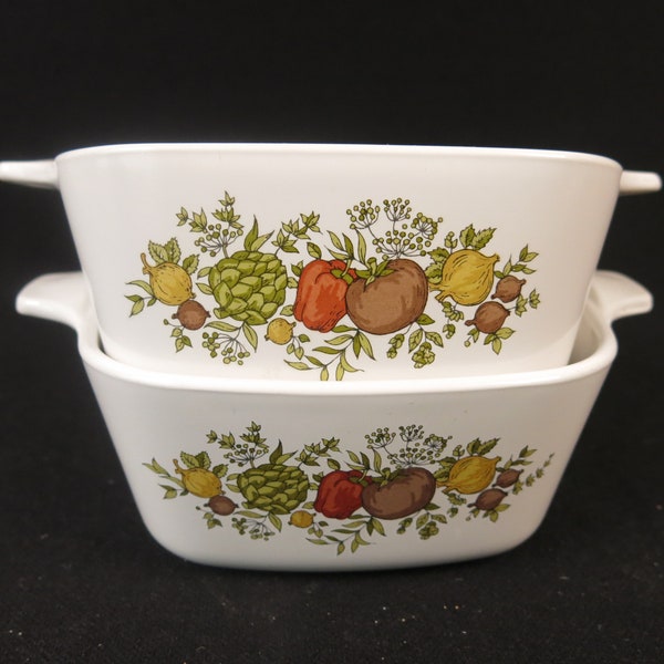 2 Corning Ware P-43-B 2 3/4 cup casserole dishes