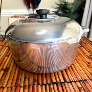Wagner Ware Magnalite aluminum #4248-P 5 qt. Dutch oven
