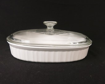 Corning Ware 1.8 qt.  French White Casserole dish with lid F-6-B