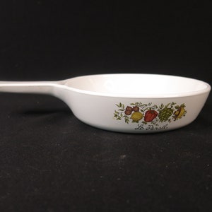 Corning Ware Spice of Life 6.5 in. Skillet P-83-B