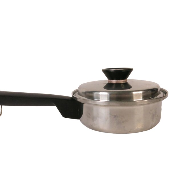 Duncan Hines 1 qt saucepan, 18-8 Stainless steel