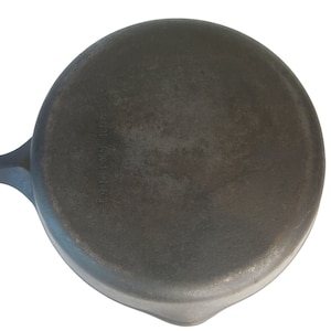 Wagner #6 9 in. skillet - unbranded