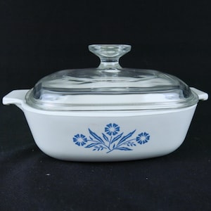 Corning Ware Casserole dish with lid, 1 qt blue cornflower 1960-61
