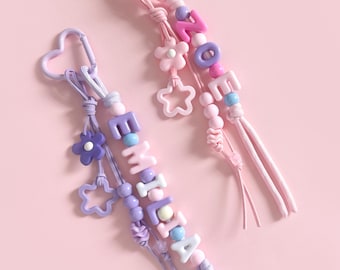 Porte-clés personnalisé avec prénom en perles : breloque de sac personnalisée faite main