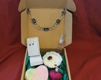 Customize Box with Necklace and Earings plus a Floating Candle, Lip Gloss and 4oz Bath Bomb-For Her-Sensitive Skin-Present-Gift-Present