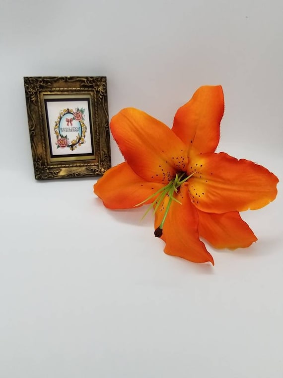 Large Pinup Tiki Tiger Lily Hair Flower - Etsy display picture 2