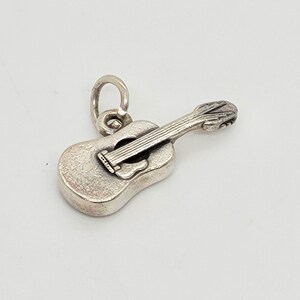 James avery guitar charm deals