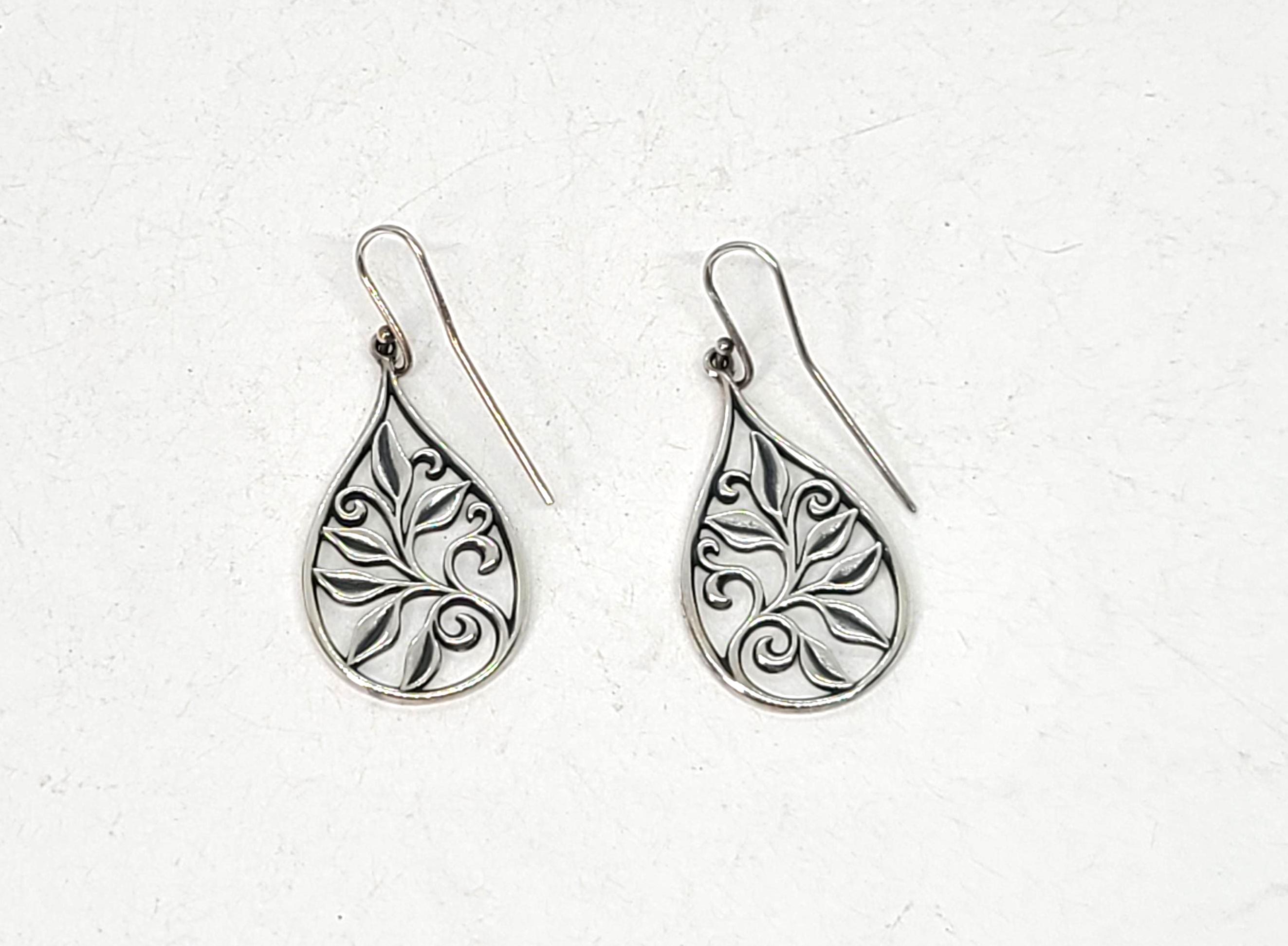 James Avery Abounding Vine Earrings Retired With Box Sterling