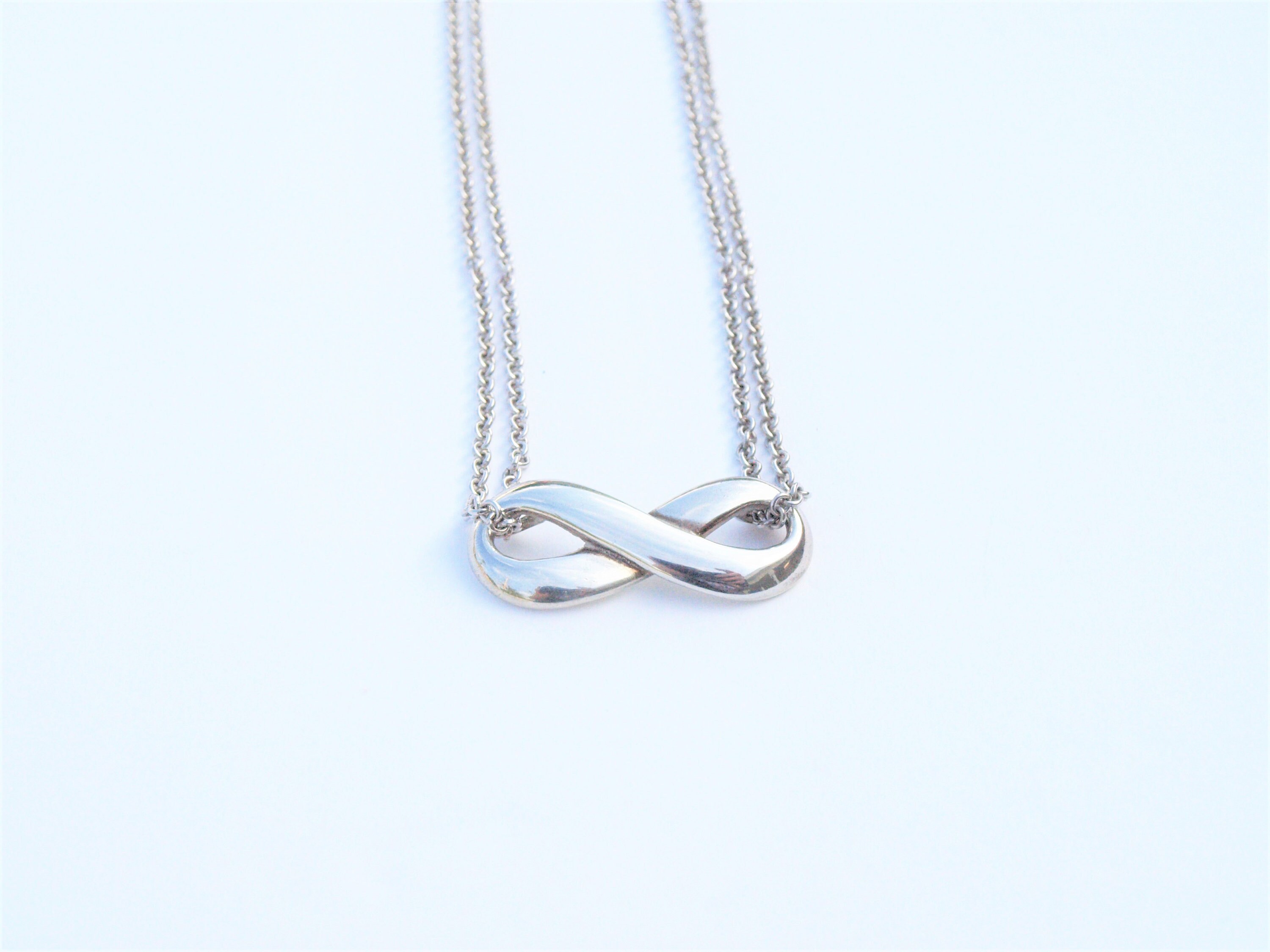 Infinity sucking charm james avery