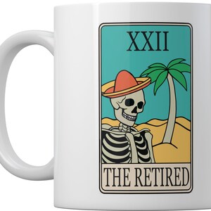Tasse de café de carte de tarot officiellement retirée de Zazzle.be Liste d'envies Vous avez des idées ? Un cadeau de retraite amusant parfait