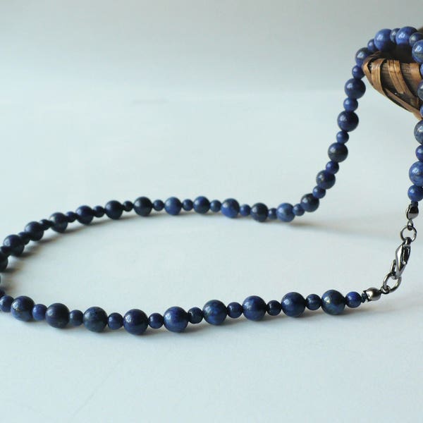 Collier lapis lazuli (perles 4 et 6 mm), pierres naturelles. Homme, femme. Pierre semi-précieuse. Bleu, ras du cou, choker, sautoir, opéra
