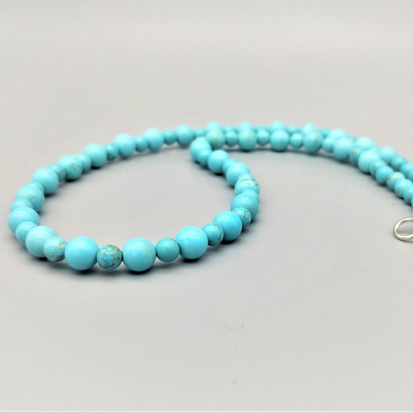 Collier en Howlite Turquoise (perles environ 4 mm et 6 mm). Homme, femme. Pierre fine gemme semi-précieuse. Ras du cou sautoir opéra