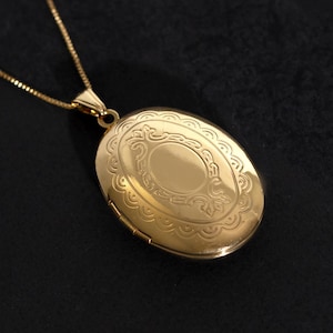 18K Gold Filled Large Oval Locket Pendant Necklace: Intricate Design Special Gift For Women