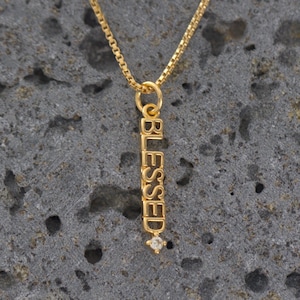 18K Gold Filled BLESSED Wort Anhänger Halskette mit CZ Zirkonia Text Phrase Glück Charme Positive Worte Charms Einzigartiger Segen