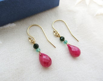 Boucles d'oreilles en rubis, Boucles d'oreilles en rubis, Boucles d'oreilles délicates, Bijoux en rubis, Boucles d'oreilles en pierres précieuses