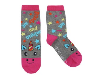 Tiny Triumphs: Soft Cotton Socks with Uplifting Quotes for Kids