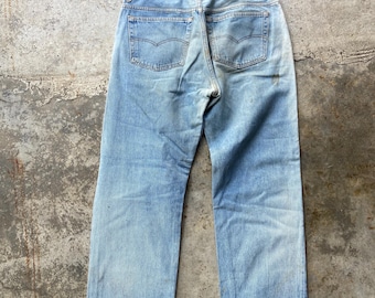 Vintage Levi's 501 Rindem Jeans Light Wash USA Made Distressed Denim Size 34