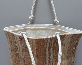 Vintage tote, boho style textured bag, shoulder bag, market bag,  synthetic lined, zipper closure, knotted detail, beige, Cabrelli Canada,