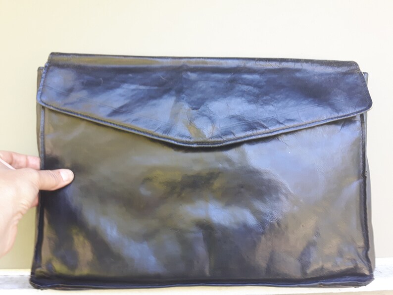 lined Briefcase Tilley Real Calf scratched faded cracked Vintage Black Leather Satchel clean interior Made in Canada Perfectly worn