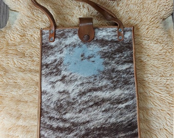 Bolso hobo de hombro hecho a mano en piel y pelo, piel reciclada