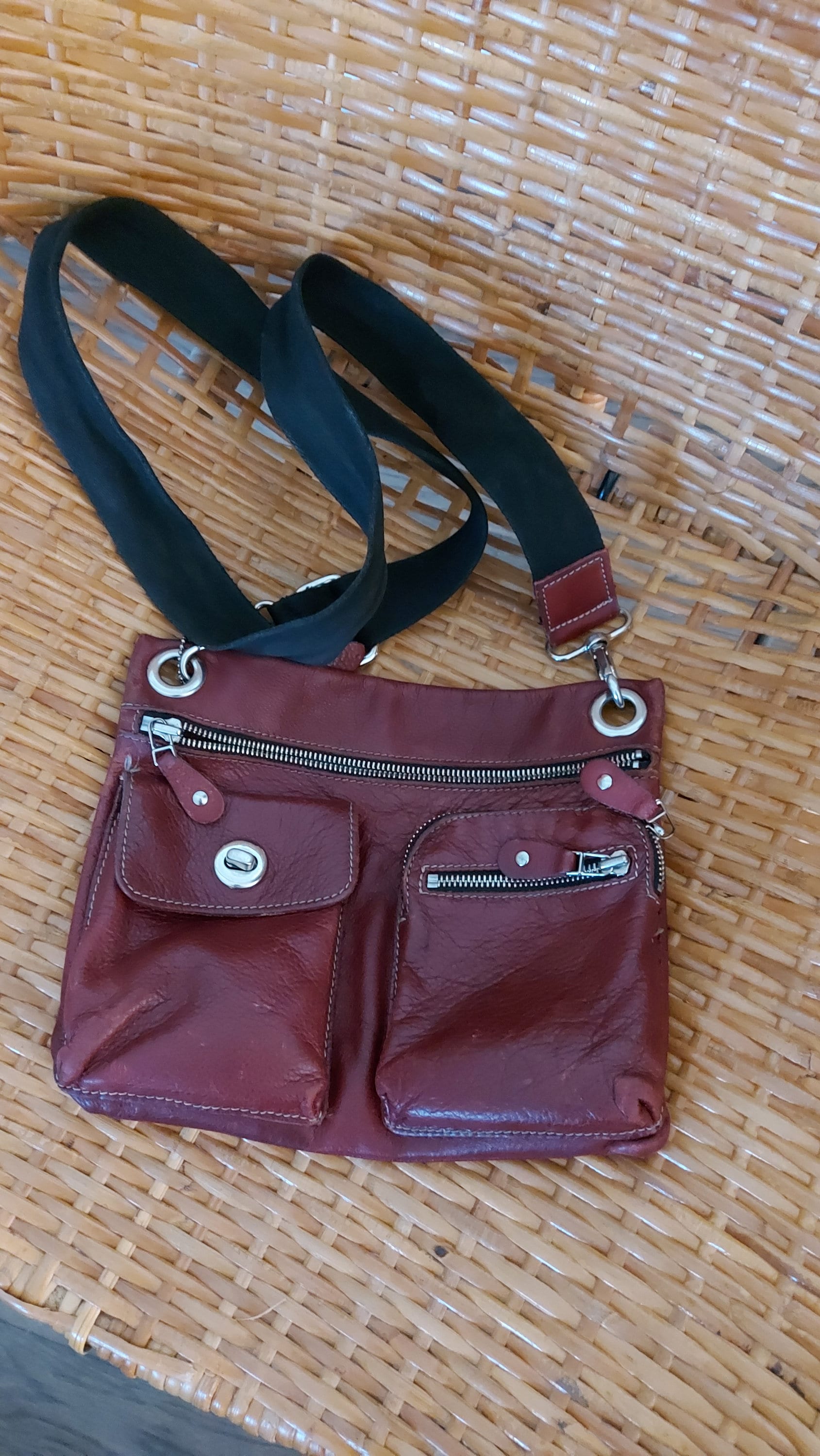 Roots purses canada hotsell