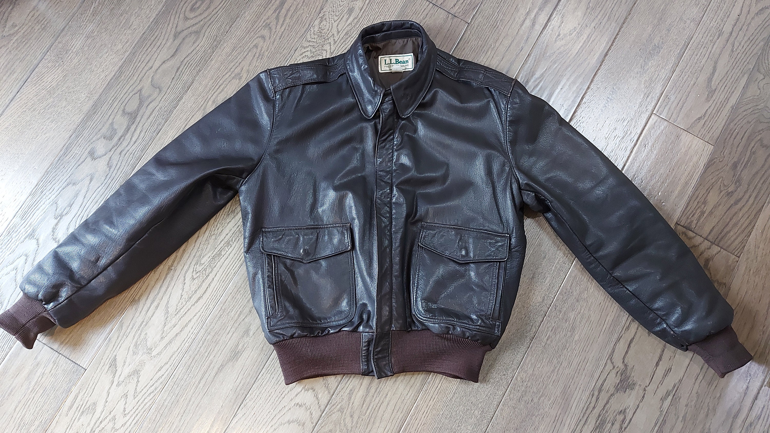Ll bean top leather bomber jacket