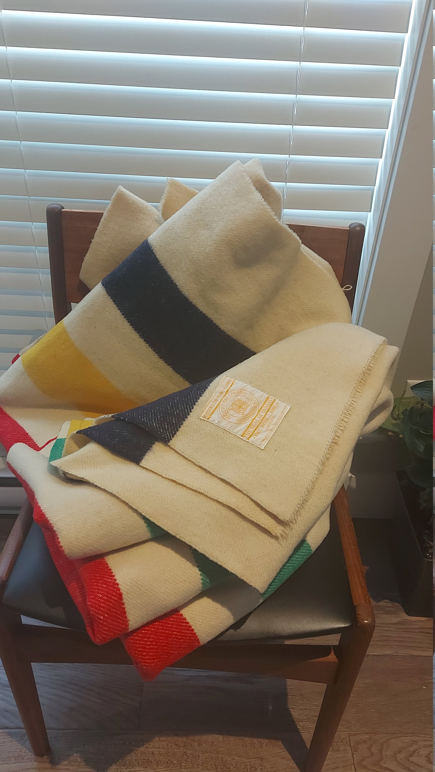 6 Point Hudson s Bay Blanket wool blanket vintage point blanket large iconic stripes label intact dated 1973 84 made in England