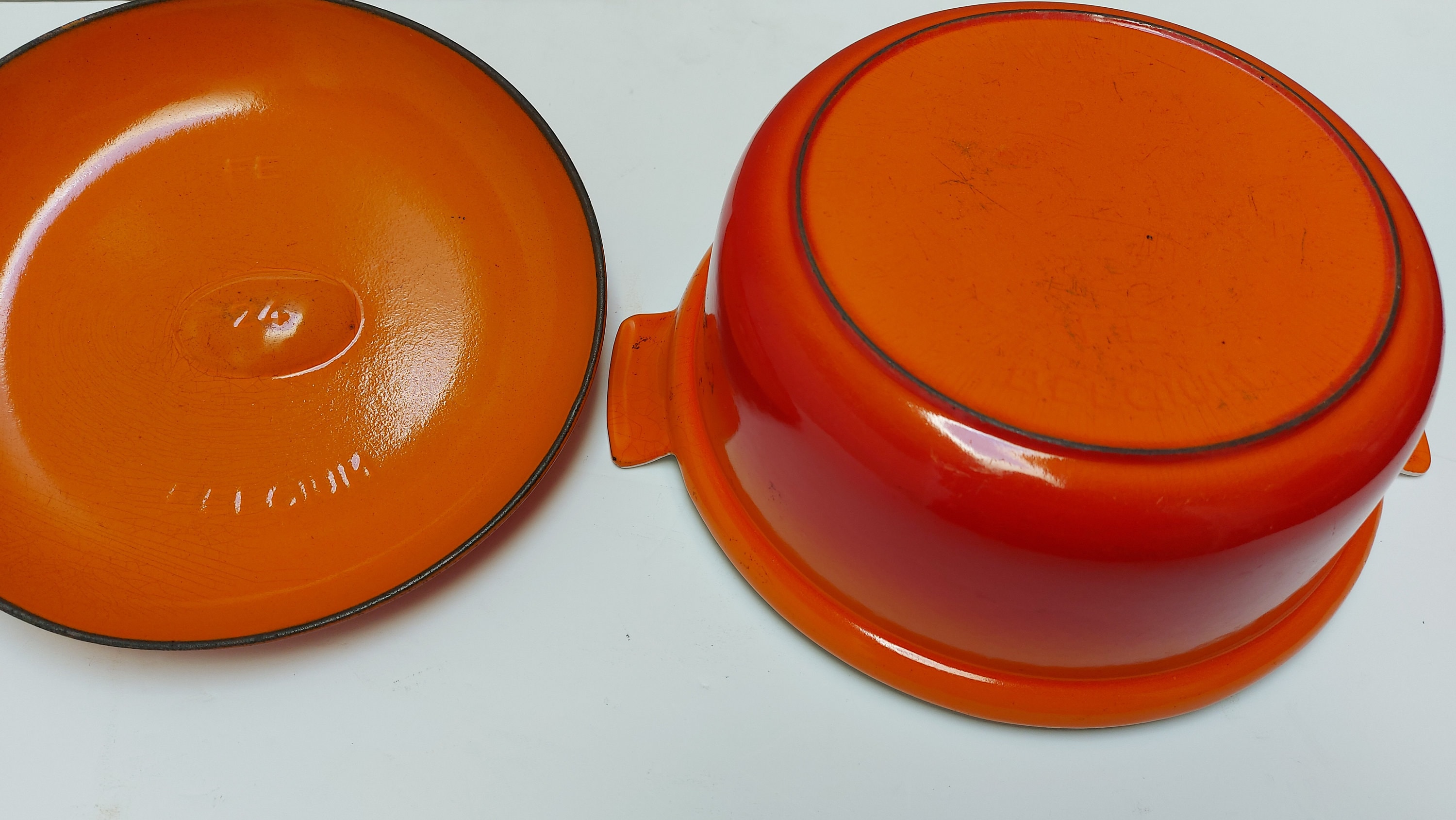 Vintage Descoware Dutch Oven, Enamelware Cast Iron Pot With Lid