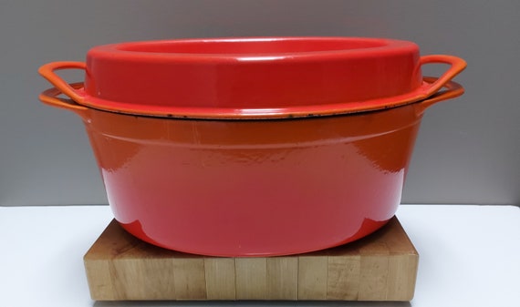 Doufeu Cousances 1553 Cast Iron Dutch Oven, Oval, Very Large Size 20, Flame  Orange Red, Le Creuset, Looped Handles, Made in France -  Finland