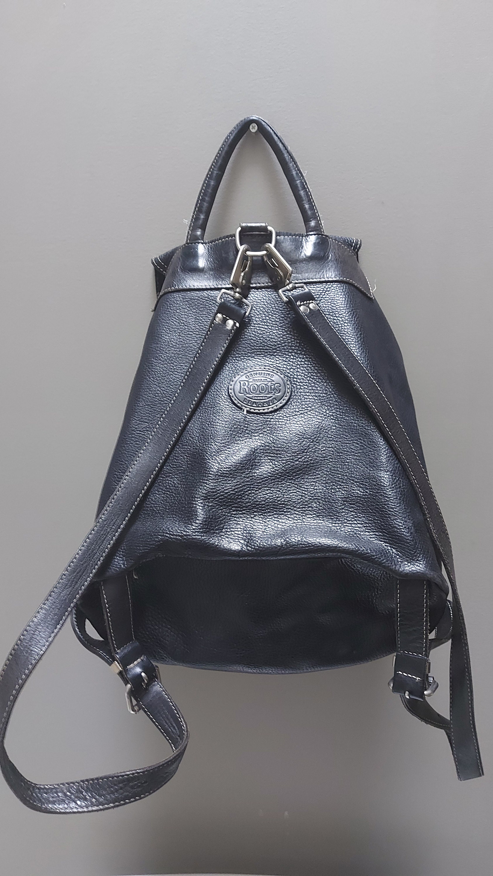 Roots Canada Vintage Black Leather Backpack with Front Pocket Roots Leather Backpack, Black Italian Leather, Made in  main image 4