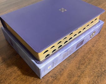 Personalized KJV Every Womans Bible Thumb Indexed - Periwinkle Purple LeatherLike - Custom name engraved, Devotional Study, 9781496485052