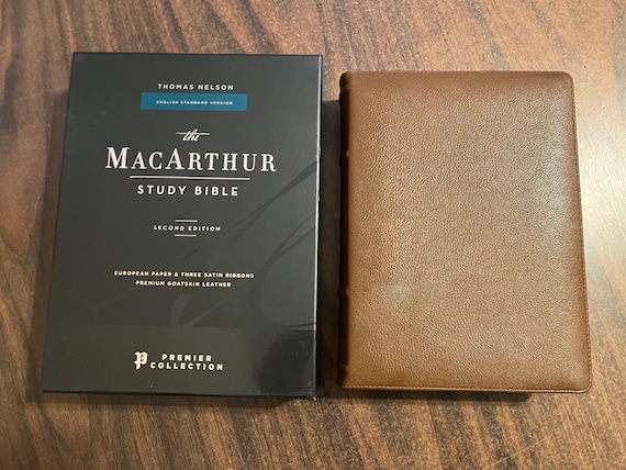 人文 NASB, MacArthur Study Bible, 2nd Edition 81lMrKzuvKL._UF350,350_QL50_.jpg