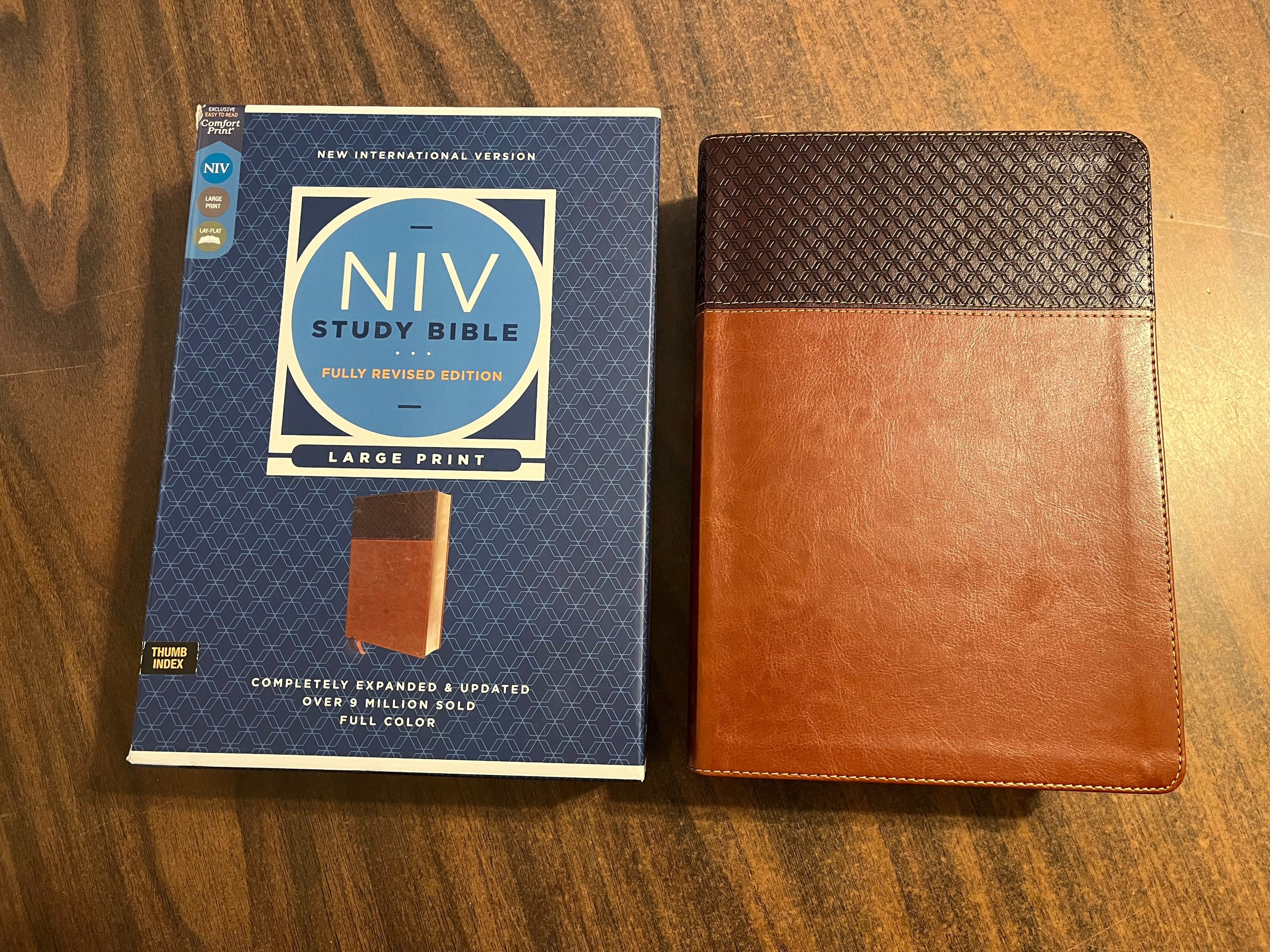 personalized-niv-large-print-study-bible-thumb-indexed-brown