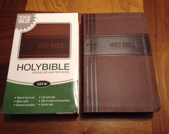 PERSONALIZED ** NIV Personal Size Giant Print Bible - Brown Italian DuoTone Cover ** Custom Imprinted
