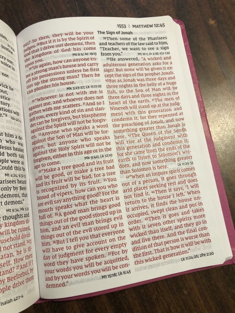 personalized-niv-super-giant-print-reference-bible-pink